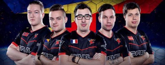 麻将什么时候该稳住（麻将局中何时需要稳住节奏）